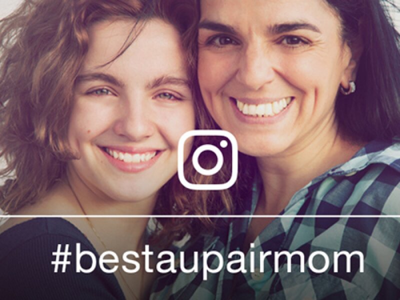 #bestaupairmom – au pair riant avec la mère d'accueil