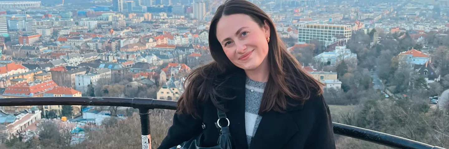 Lyndsey au pair