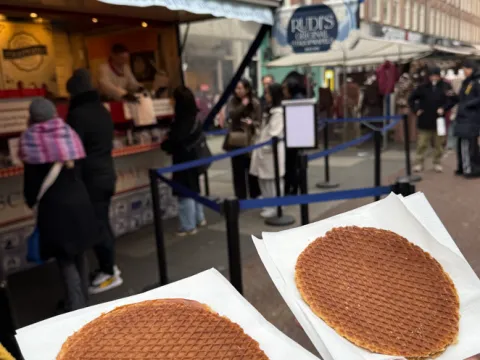 Warm Stroopwaffels
