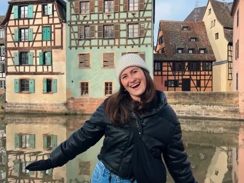 Lyndsey is travelling
