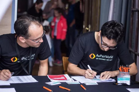 Some AuPairWorld staff keeping track of the registration