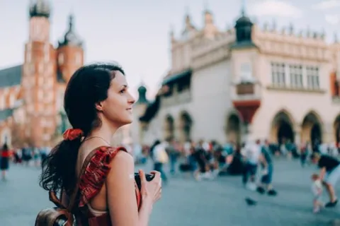 Traveling Girl